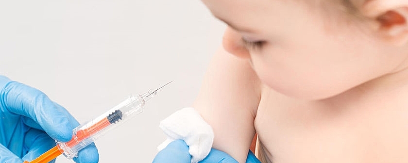 SaÃºde envia 3 mil doses de vacina trÃ­plice viral e 1800 de pÃ³lio para SidrolÃ¢ndia