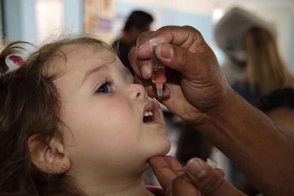 Com  91% da meta atingida, vacina contra pÃ³lio vai atÃ© terÃ§a-feira