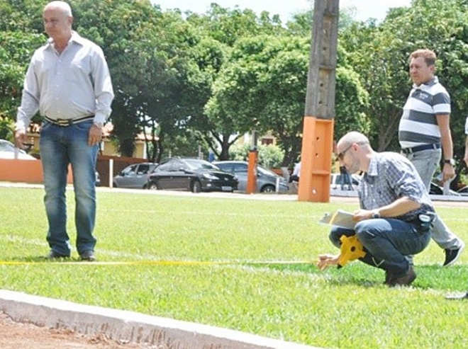 Engenheiro da Fifa visita possÃ­vel centro de treinamento de jogadores para a Copa 2014