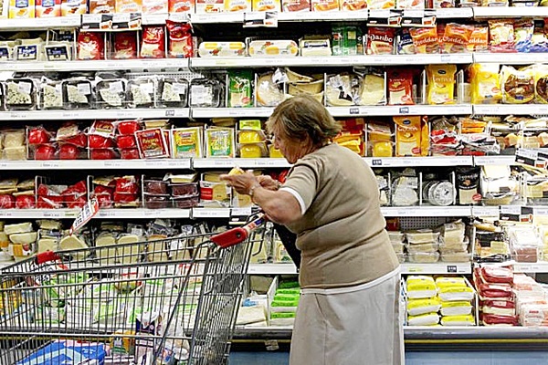 PrÃ©via da inflaÃ§Ã£o oficial desacelera e fica em 0,64% em julho