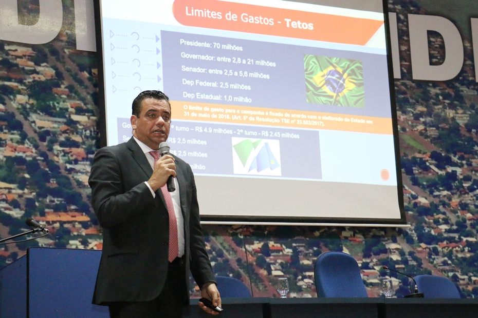 Em palestra na CÃ¢mara, desembargador detalha novas regras de financiamento e gastos de campanha