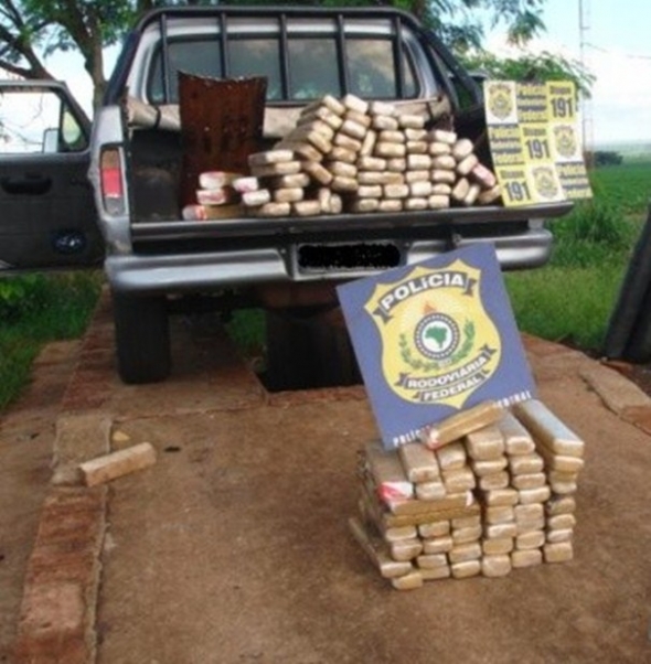 MecÃ¢nico e eletricista sÃ£o presos com 158 kg de maconha