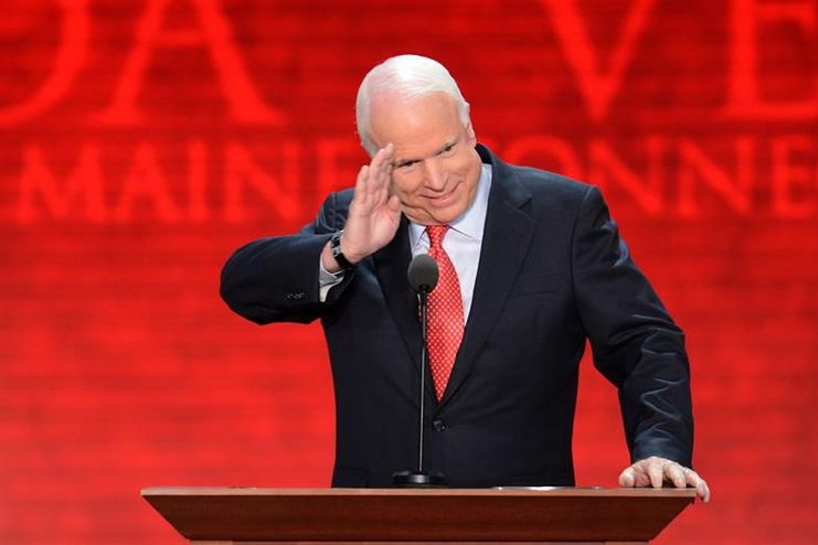 Senador John McCain morre aos 81 anos nos EUA