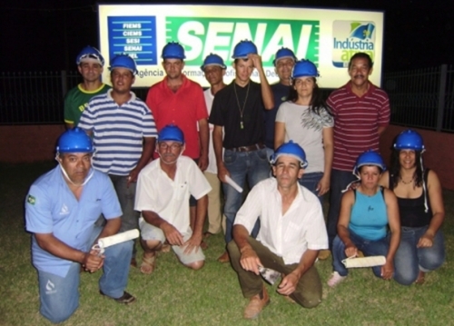 Senai de DeodÃ¡polis forma turma de Pintores