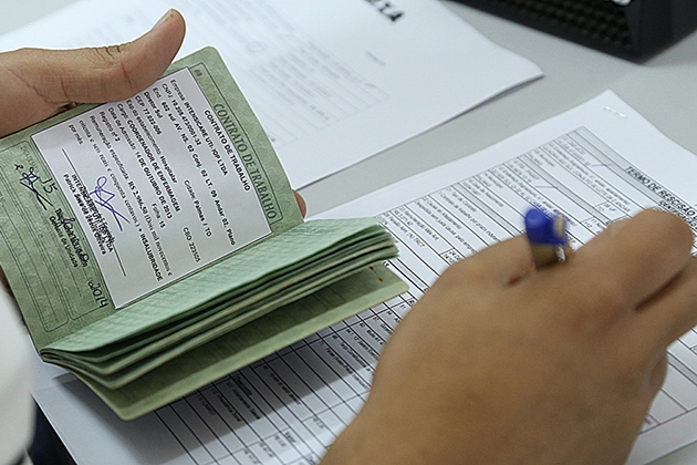Nos Ãºltimos 3 meses, SidrolÃ¢ndia registra reduÃ§Ã£o de 89 empregos com carteira assinada