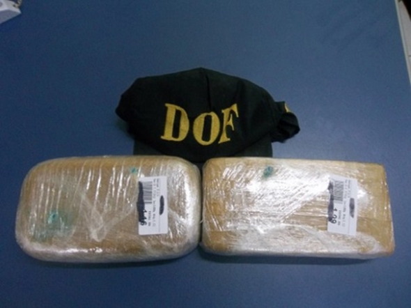 DOF apreende dois quilos de crack e cocaÃ­na