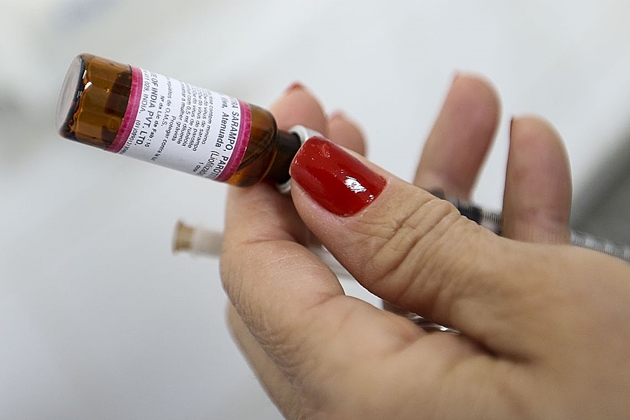 MinistÃ©rio da SaÃºde faz alerta para vacinaÃ§Ã£o em perÃ­odo de fÃ©rias