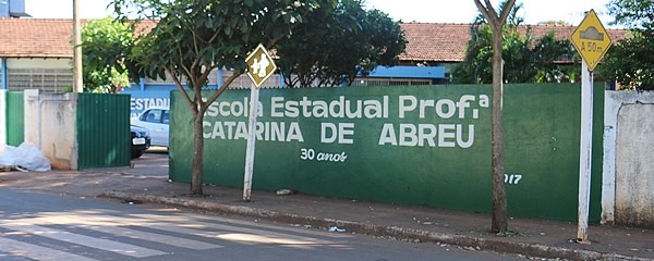 Pais de 29 alunos vÃ£o pressionar o Estado para que 3Âº ano seja mantido no Catarina