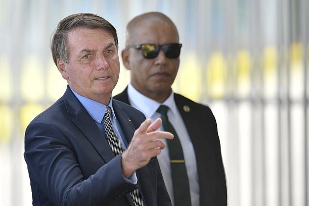Bolsonaro diz que segundo teste deu negativo para coronavÃ­rus