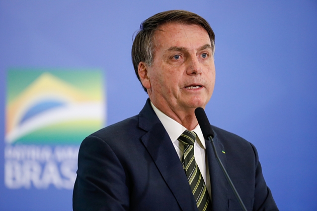 Bolsonaro veta uso de R$ 8,6 bilhÃµes no combate ao coronavÃ­rus