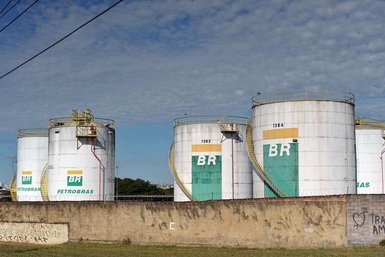 Lucro de R$ 10,07 bi da Petrobras no 2Âº trimestre Ã© o maior desde 2011