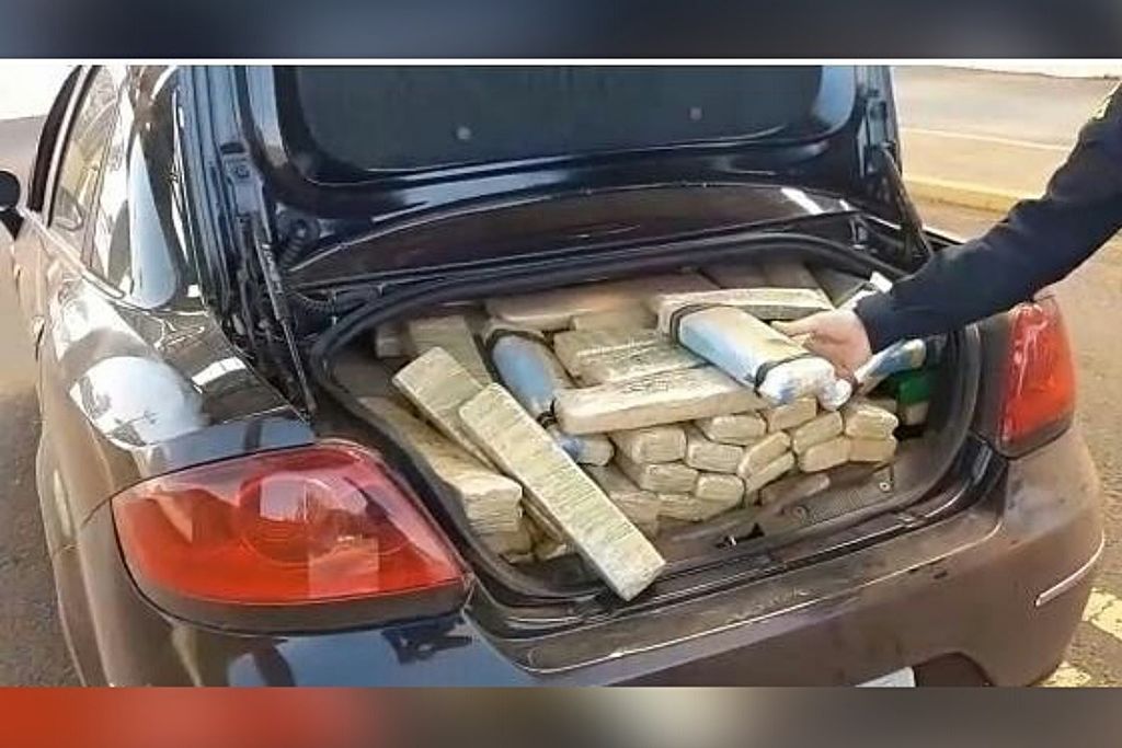 PRF apreende 731 kg de maconha após perseguição a traficantes