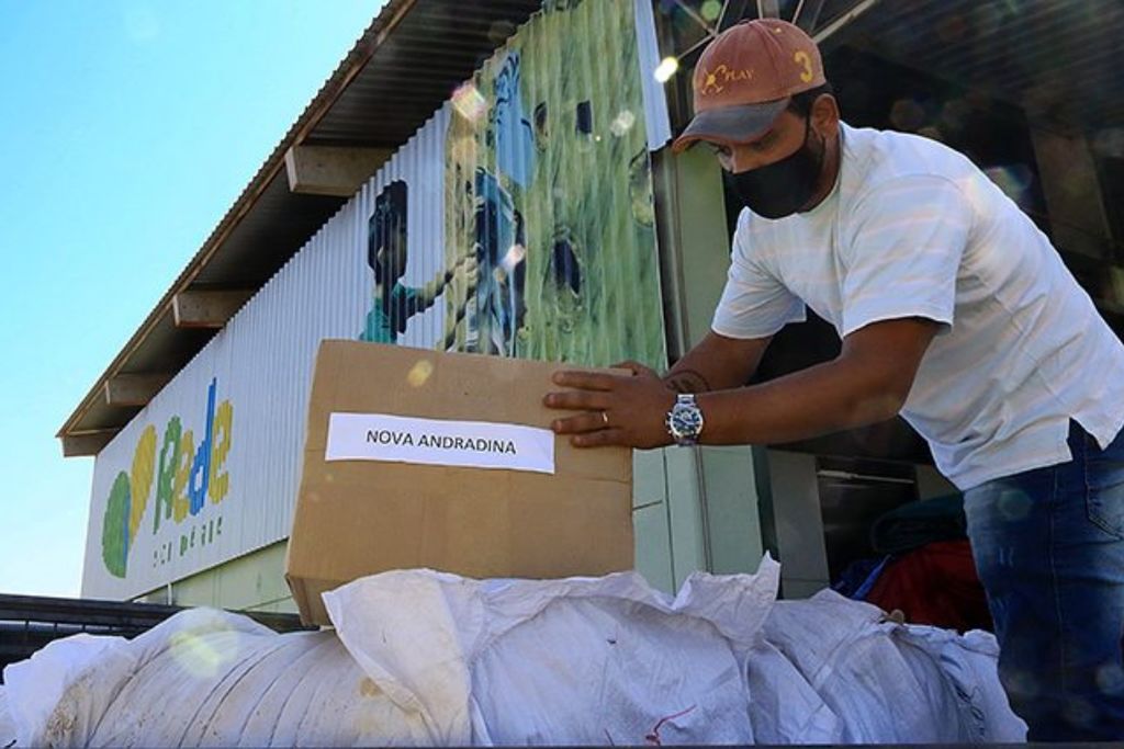 Governo conclui entrega de 400 mil m&aacute;scaras e 80 mil cobertores para os munic&iacute;pios de MS