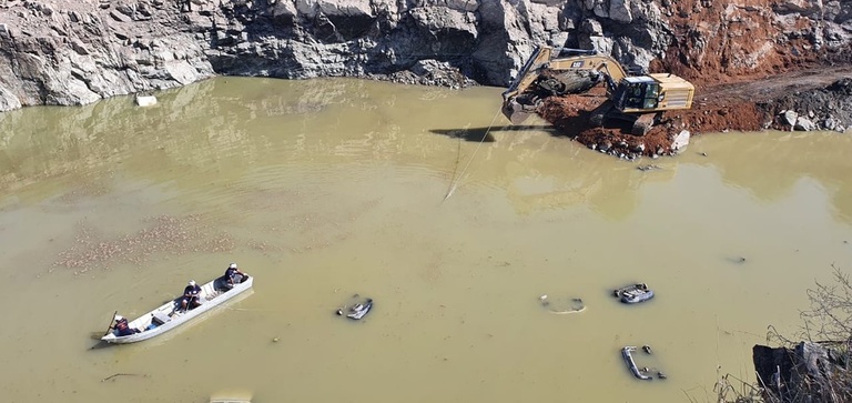 Mergulhadores denunciam 'estacionamento submerso'