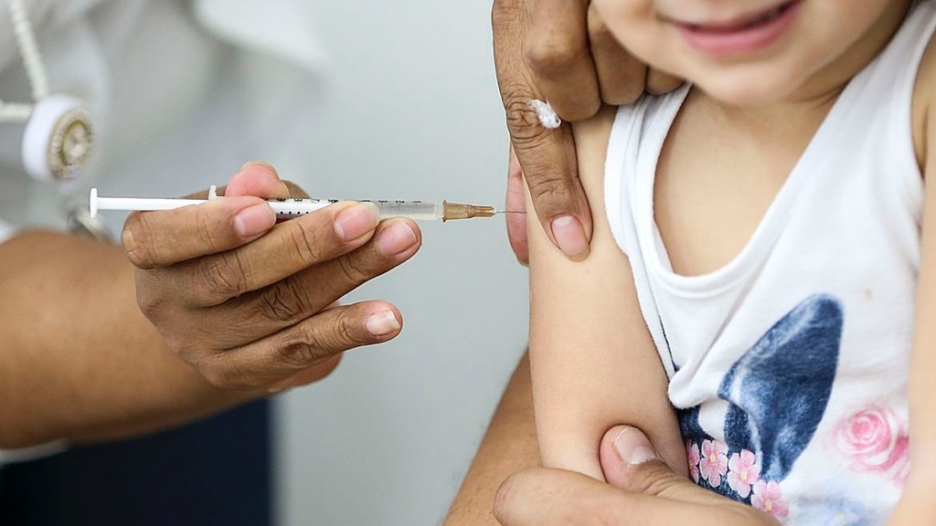Em queda h&aacute; 5 anos, coberturas vacinais preocupam Minist&eacute;rio da Sa&uacute;de