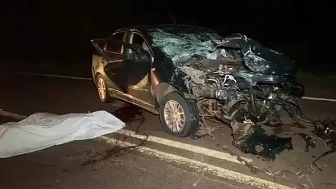 Um morre e tr&ecirc;s ficam feridos em acidente na BR-267