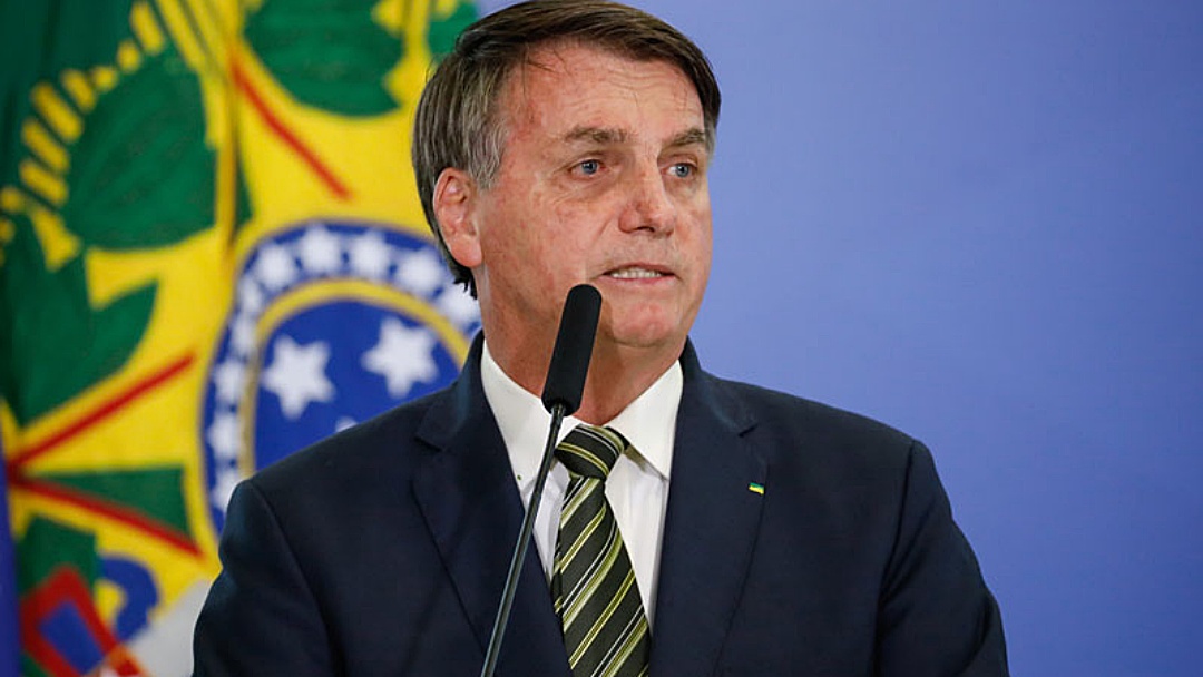 Bolsonaro diz que Brasil est&aacute; quebrado e, por isso, n&atilde;o consegue 'fazer nada'