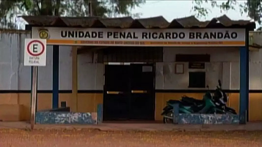 Pres&iacute;dio em MS tem surto de covid-19 com mais de 50 detentos infectados