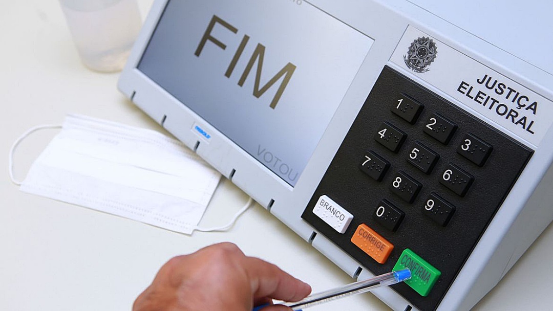 Mes&aacute;rio faltante tem at&eacute; hoje para justificar aus&ecirc;ncia