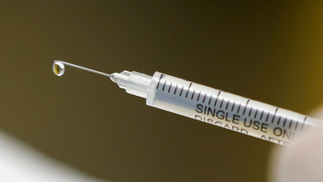 Brasil vai buscar 2 milh&otilde;es de doses de vacina na &Iacute;ndia