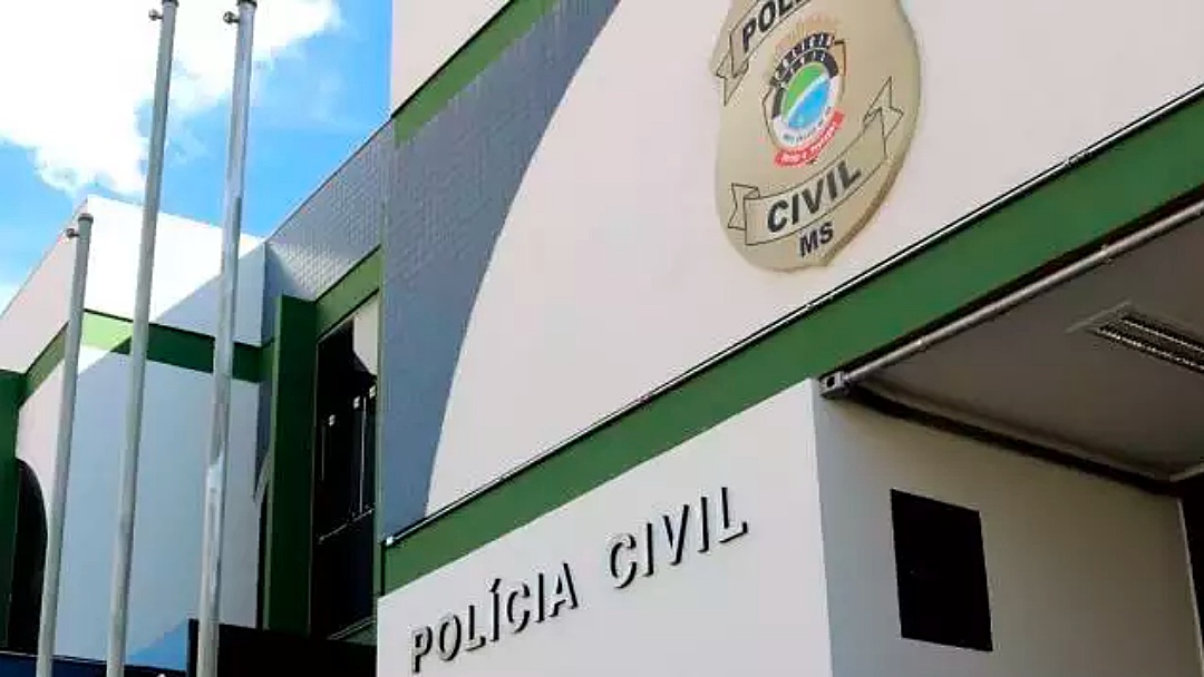 Homem morre em hospital ap&oacute;s capotar caminh&atilde;o na BR-163