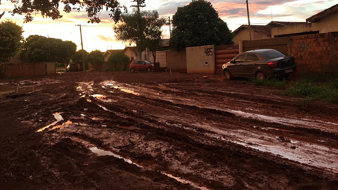 Retomada da obra na Hugo Yule depende de corre&ccedil;&atilde;o da planilha e aval para mudar material