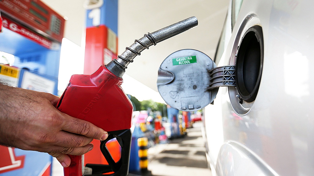 Petrobras sobe preço da gasolina pela 4ª vez; alta passa de 34%