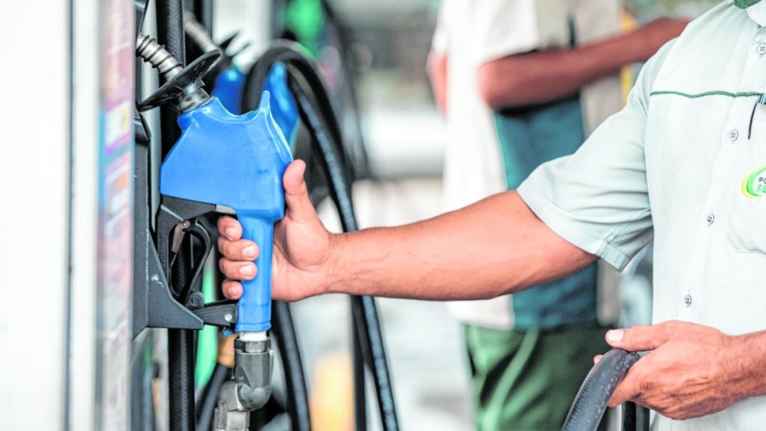 Petrobras sobe gasolina pela 6ª vez no ano; diesel tem 5ª alta