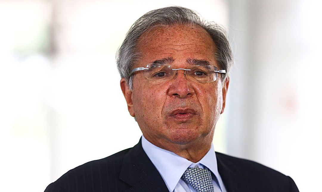 Valor médio de auxílio será de R$ 250, diz Guedes