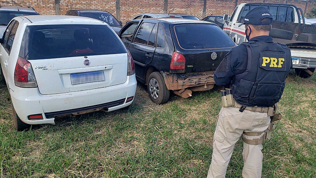 Skank e maconha são apreendidos durante abordagens da PRF em Sidrolândia