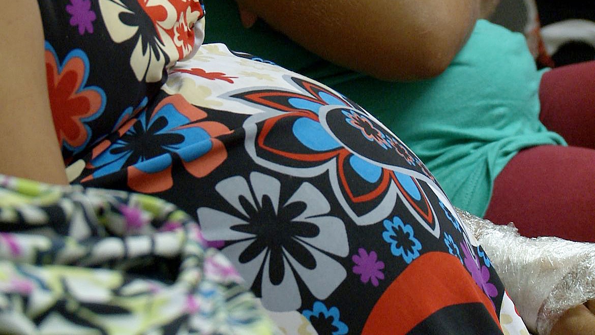 Projeto mantém validade de pedidos de exames de pré-natal na pandemia