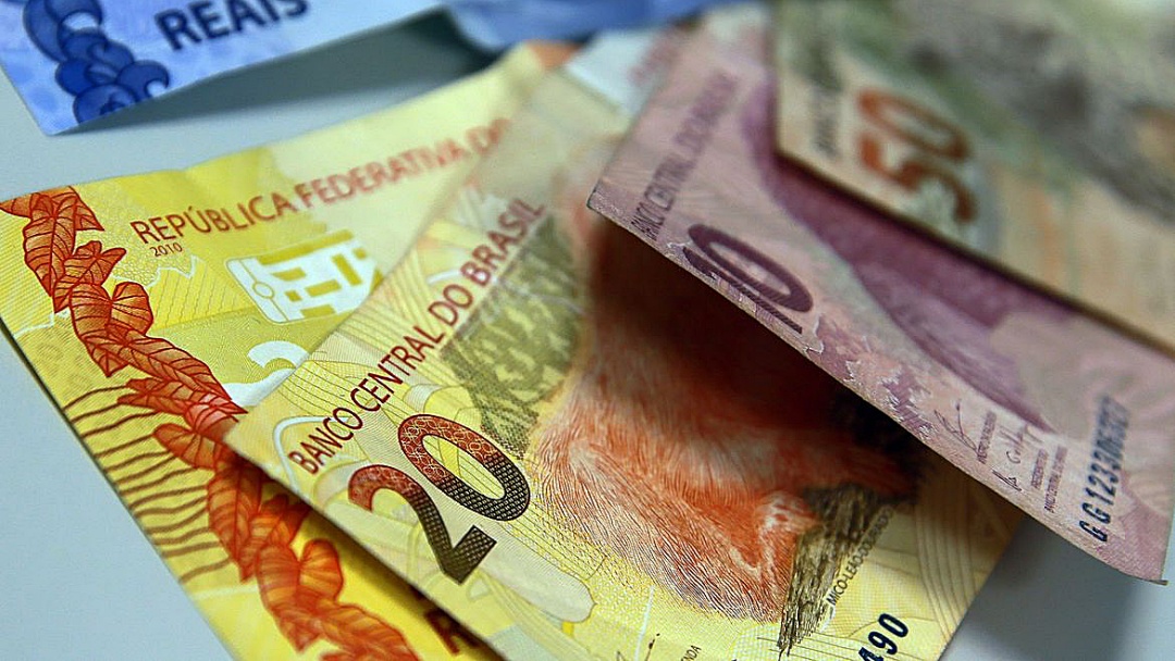 Arrecadação federal bate recorde para meses de fevereiro