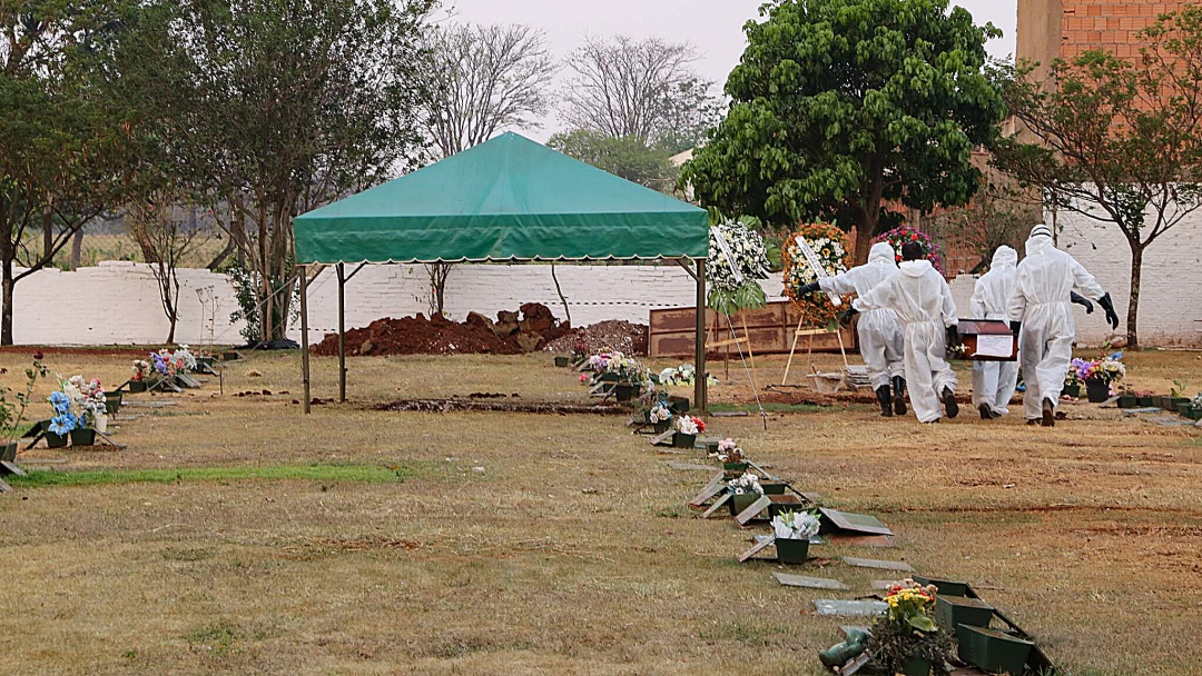 Mudan&ccedil;a sem aviso pr&eacute;vio em sistema derruba n&uacute;mero de mortes por covid em MS 