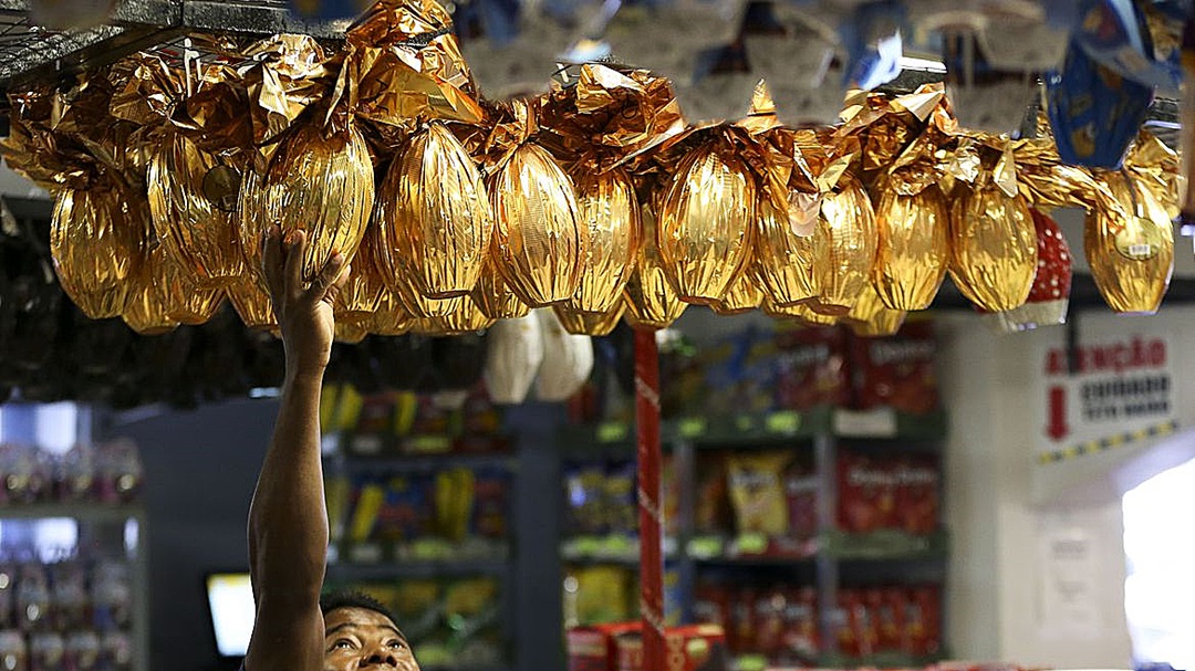 Páscoa de 2021 deve ter retração das vendas no varejo, diz CNC