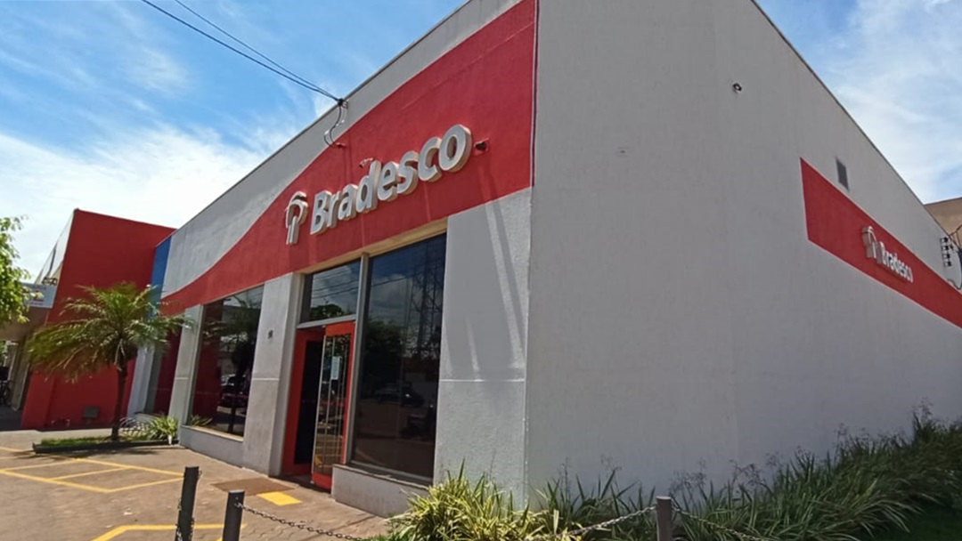 Prefeitura injeta R$ 5.2 milh&otilde;es na economia com pagamento de folha nesta quarta 