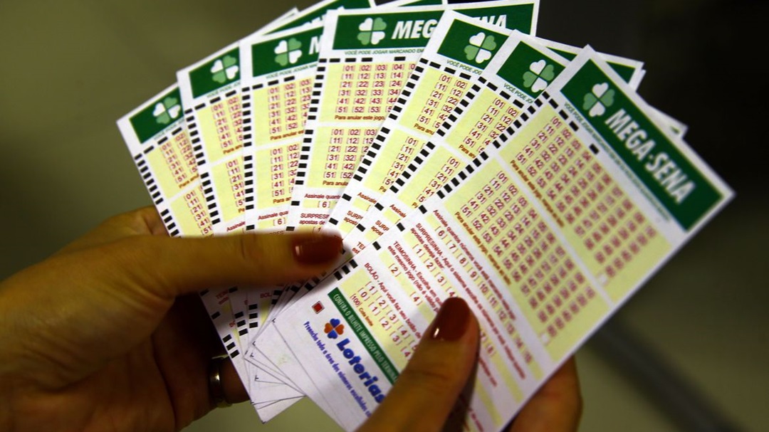 Sem dono, R$ 162,6 milh&otilde;es da Mega da Virada devem ir para a educa&ccedil;&atilde;o