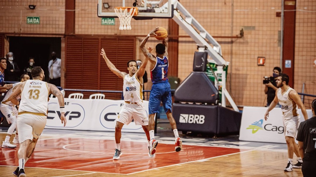 Bras&iacute;lia recebe reta final da primeira fase do Novo Basquete Brasil