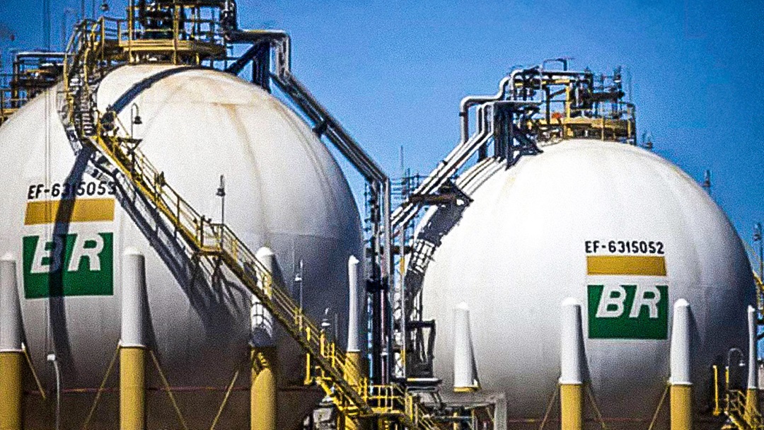 Petrobras reajusta pre&ccedil;o do g&aacute;s natural em mais de 30%