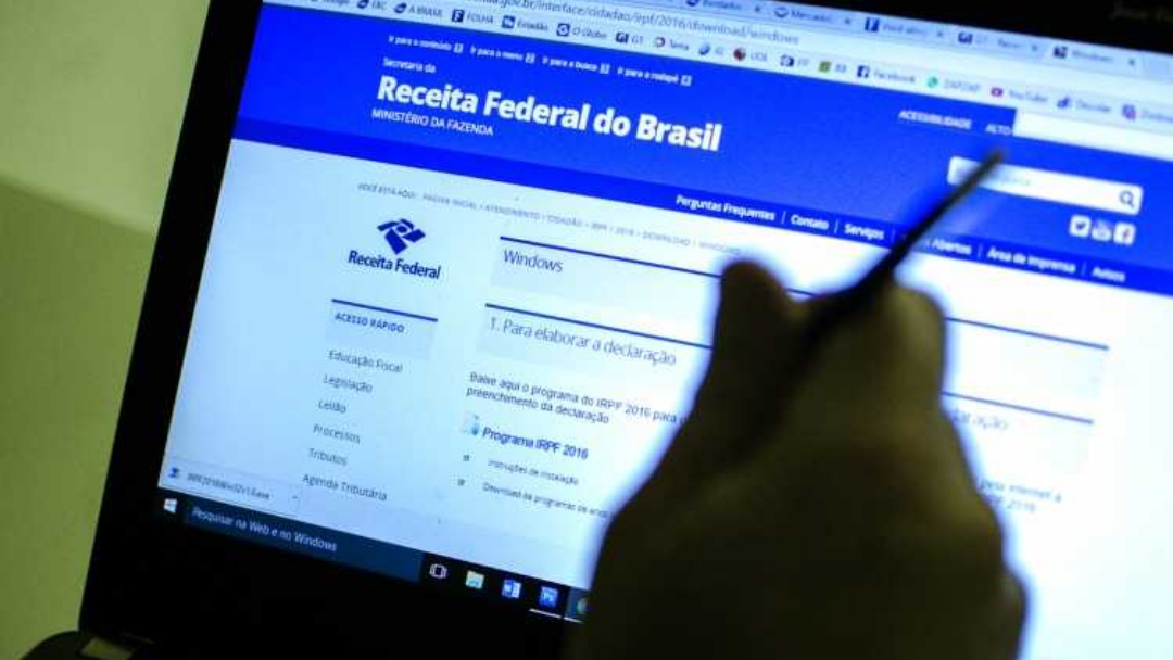 IR 2021: Quando e quanto vou receber de restitui&ccedil;&atilde;o?