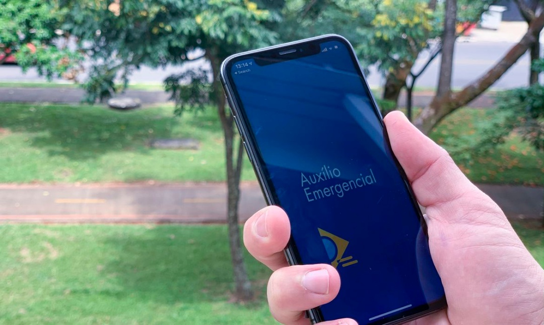 Caixa paga auxílio emergencial a nascidos em outubro