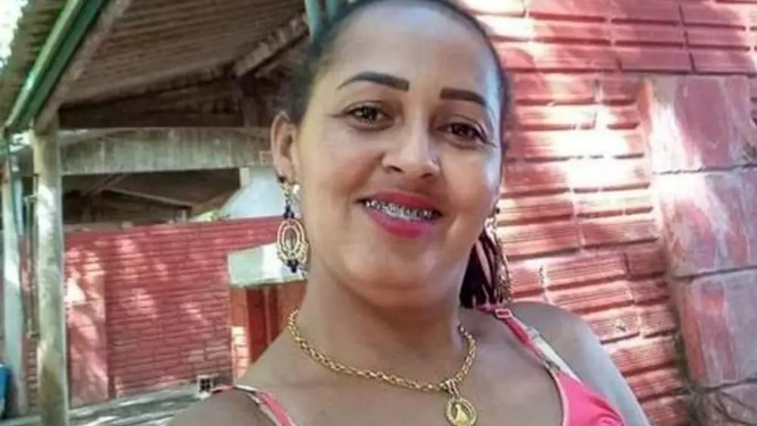 Mulher morre em hospital após ser baleada na cabeça pelo ex-marido