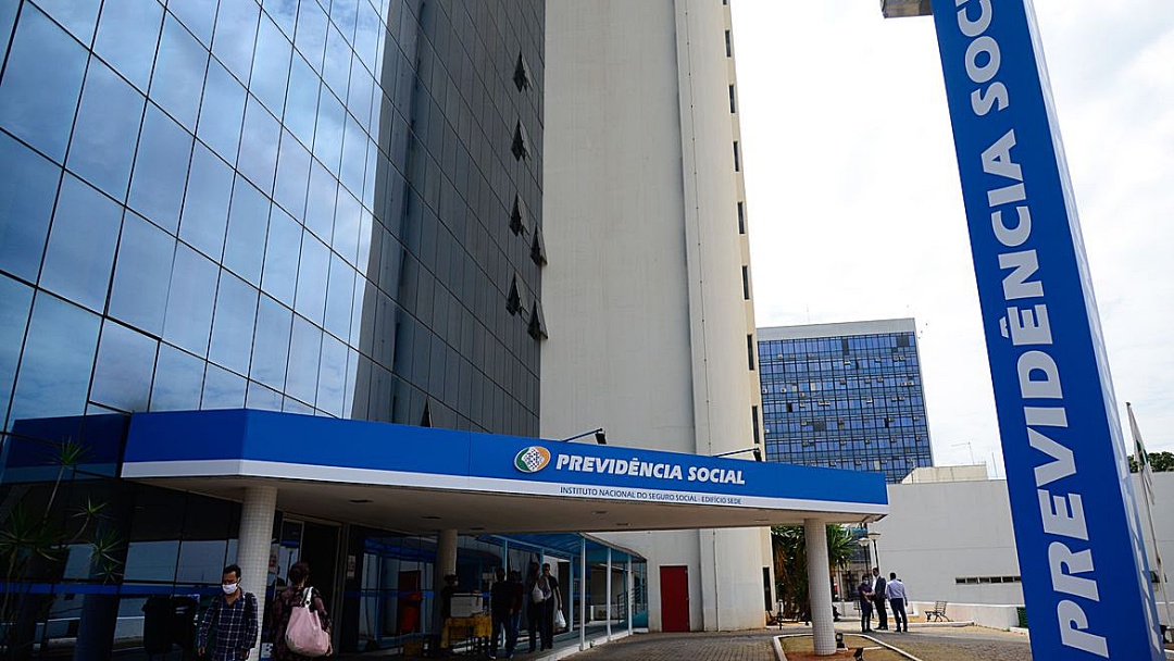 D&eacute;cimo terceiro do INSS come&ccedil;a a ser depositado hoje
