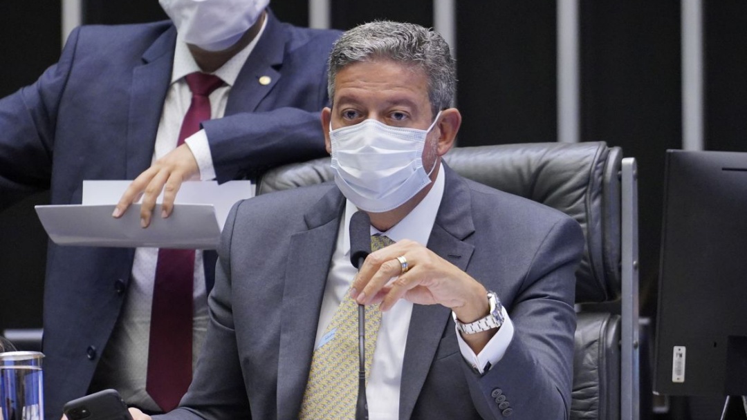 Lira diz que reforma tributária será a possível e melhorará sistema