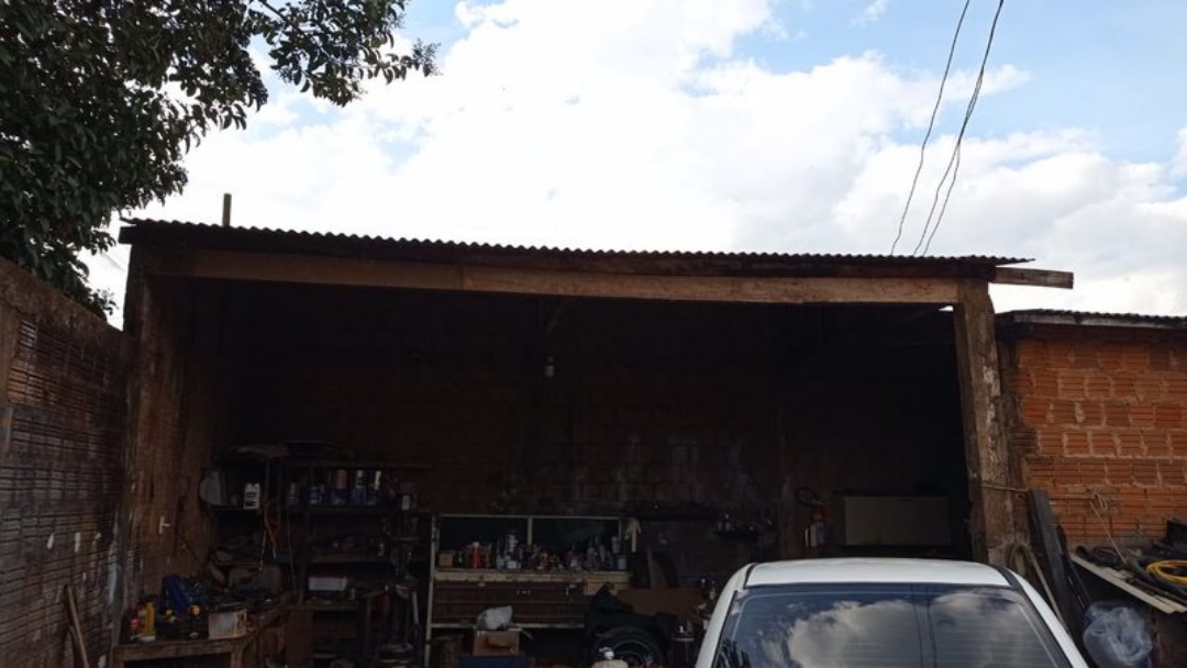 Ap&oacute;s conversa, funcion&aacute;rio de funilaria &eacute; morto a tiros por pistoleiro na fronteira