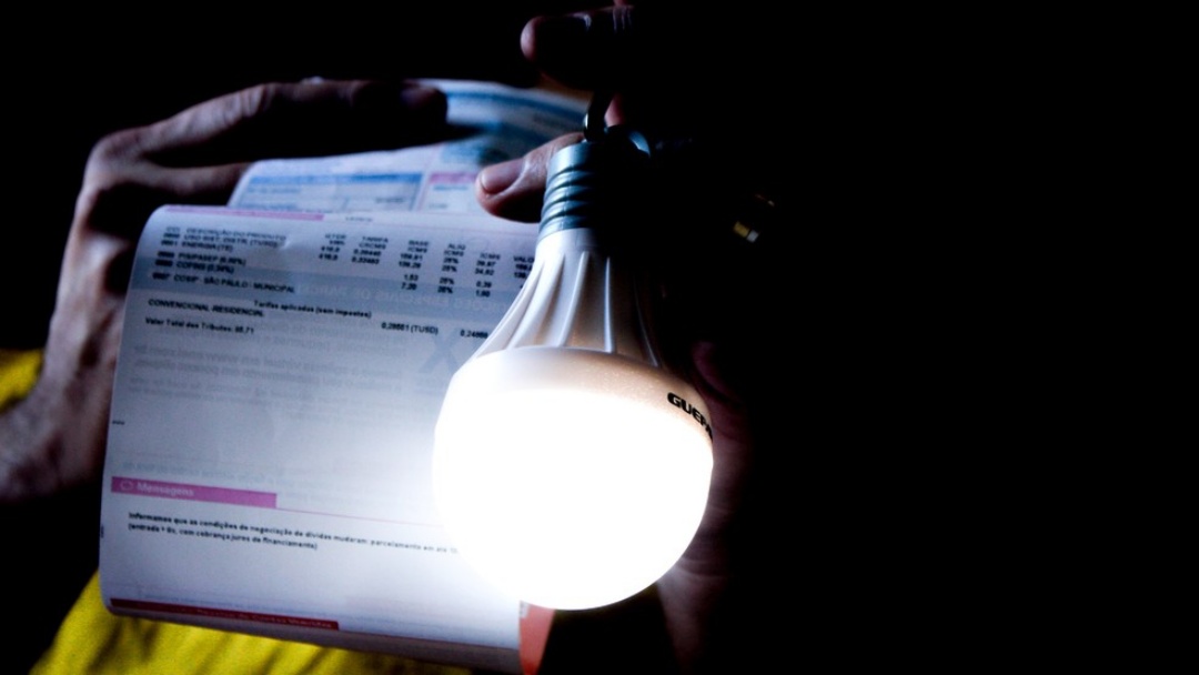 Conta pode subir 5,5% para fam&iacute;lia com consumo m&eacute;dio