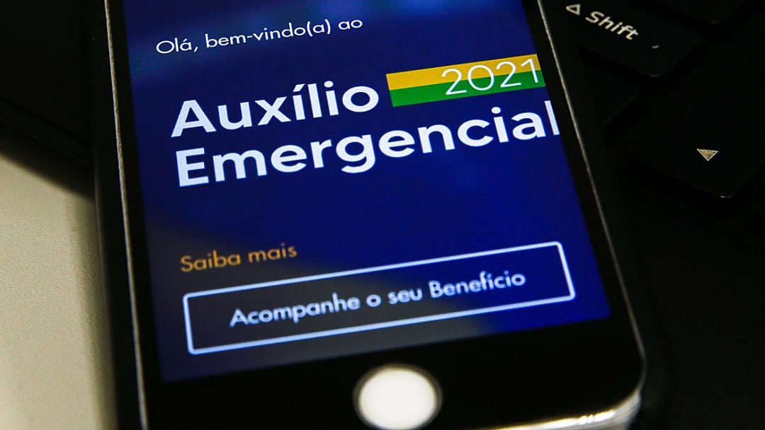 Caixa paga hoje aux&iacute;lio a nascidos em outubro