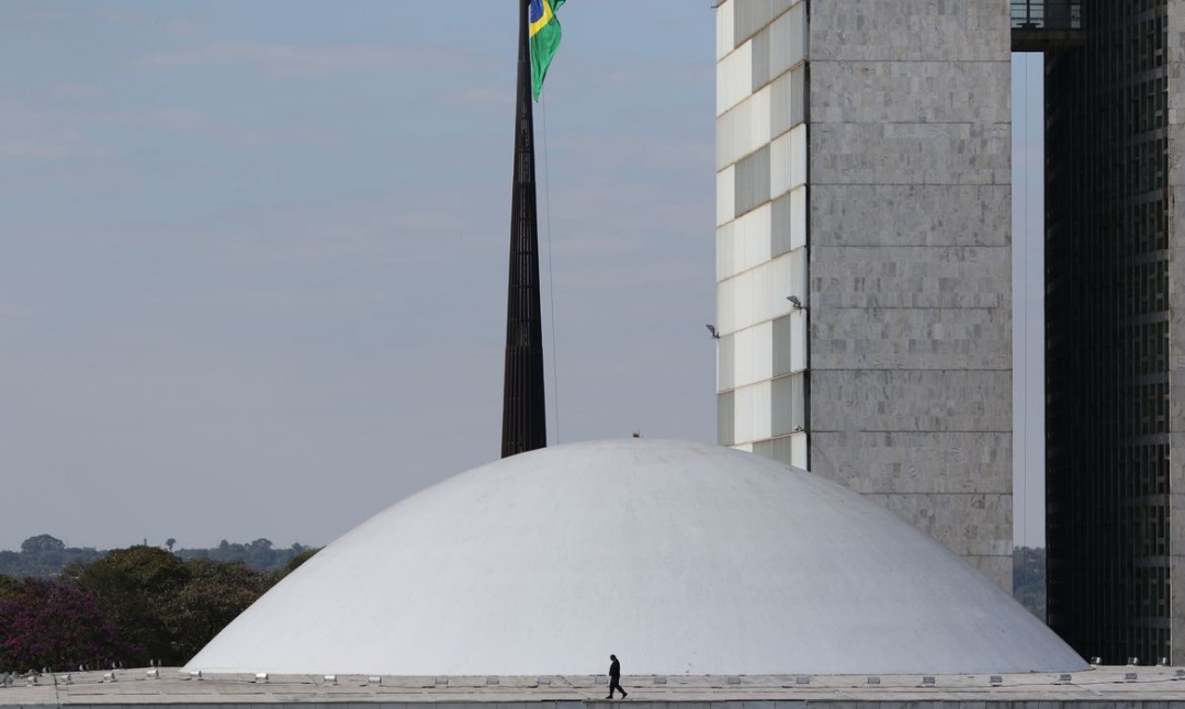 Senado mant&eacute;m repasses do Estado ao terceiro setor 