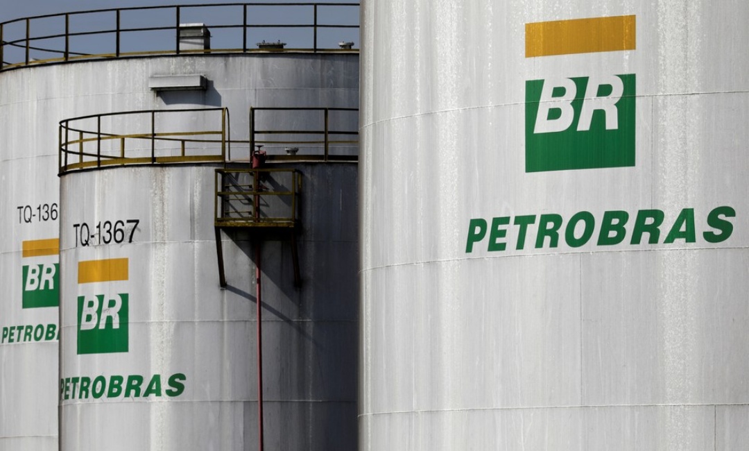 Petrobras sobe pre&ccedil;o da gasolina e do diesel a partir de amanh&atilde;