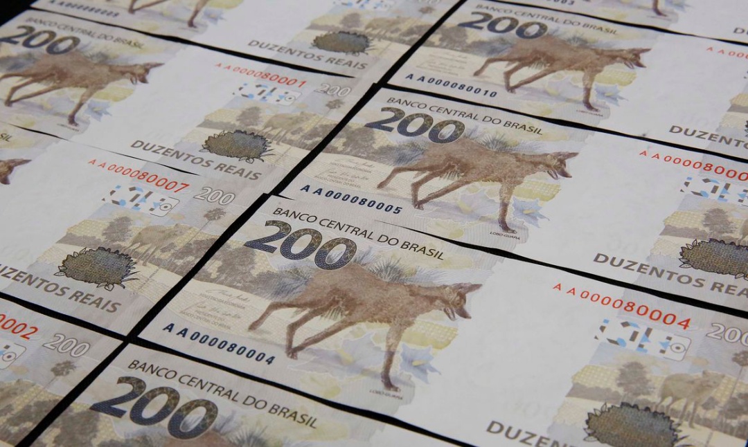 Poupan&ccedil;a registra maior capta&ccedil;&atilde;o l&iacute;quida do ano