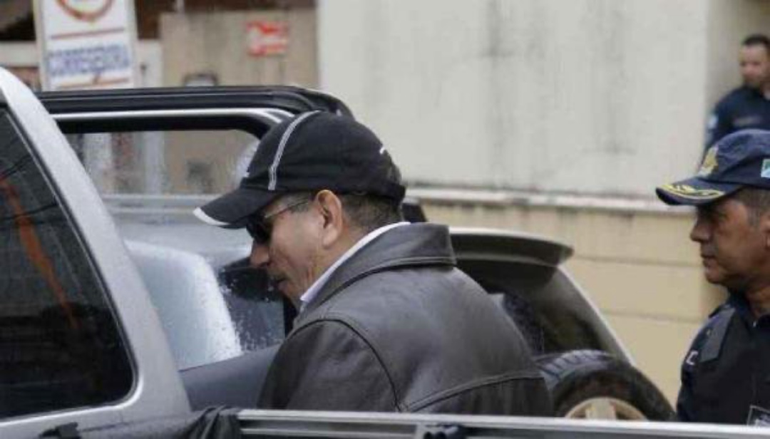 Tenente-coronel que recebia propina da m&aacute;fia dos cigarreiros tem R$ 200 mil bloqueados